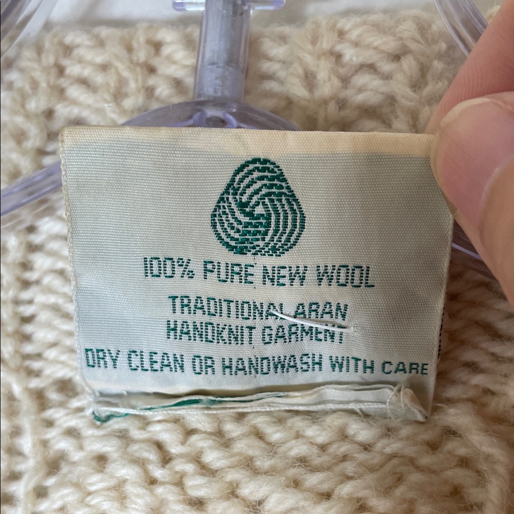 Boho Blarney Wollen Mills Pure Wool Traditional Aran Hand Knit Cardigan. - Picture 3 of 12